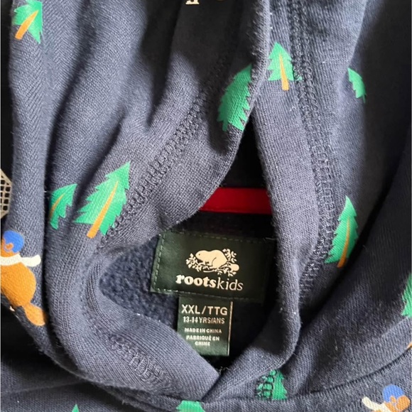 COPY - Roots Original Kanga Hoodie -  Navy Hoodie with Tree Print XXL 13-14 yea… - Picture 2 of 2